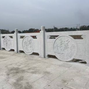 鹤壁芝麻白河道栏杆 石材栏杆