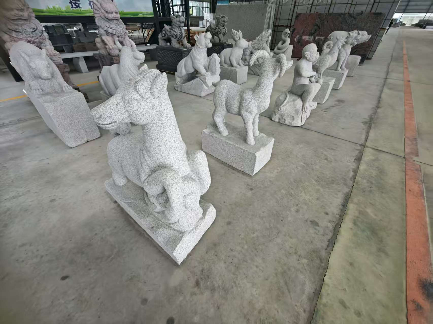 鹤壁芝麻白雕刻 十二生肖 异形雕刻