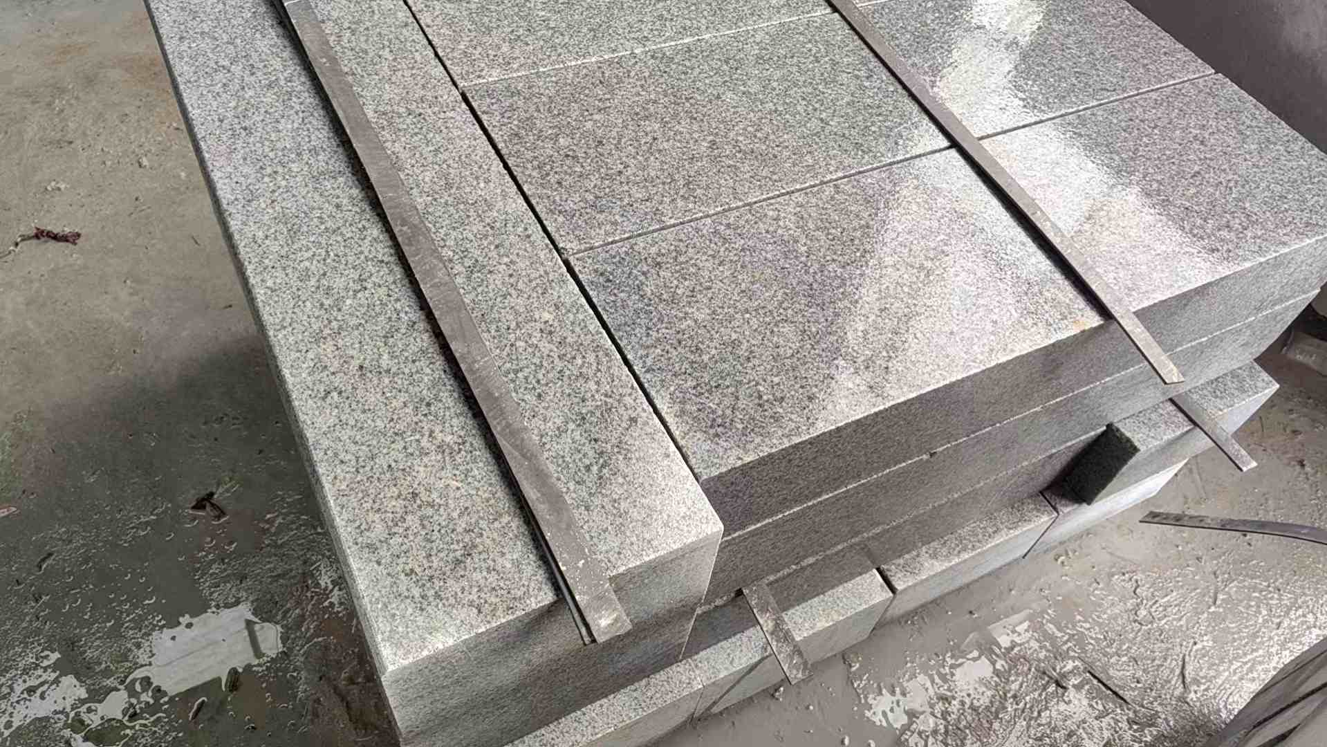 鹤壁芝麻灰 芝麻白 路牙石 路侧石 马路牙子